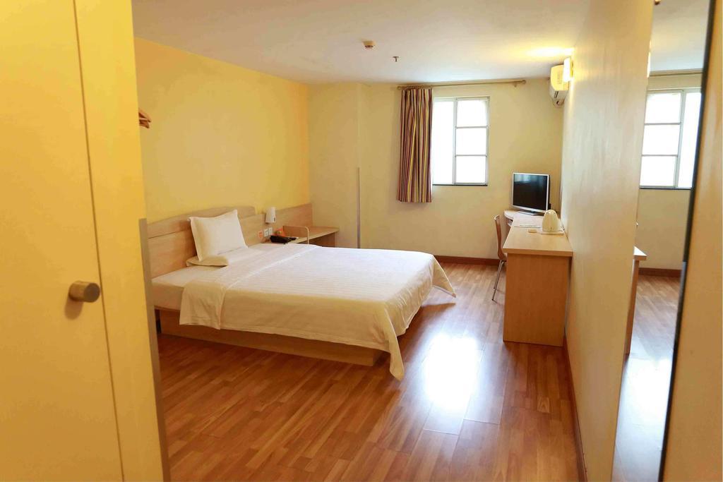 7Days Inn Fuzhou Mawei Стая снимка