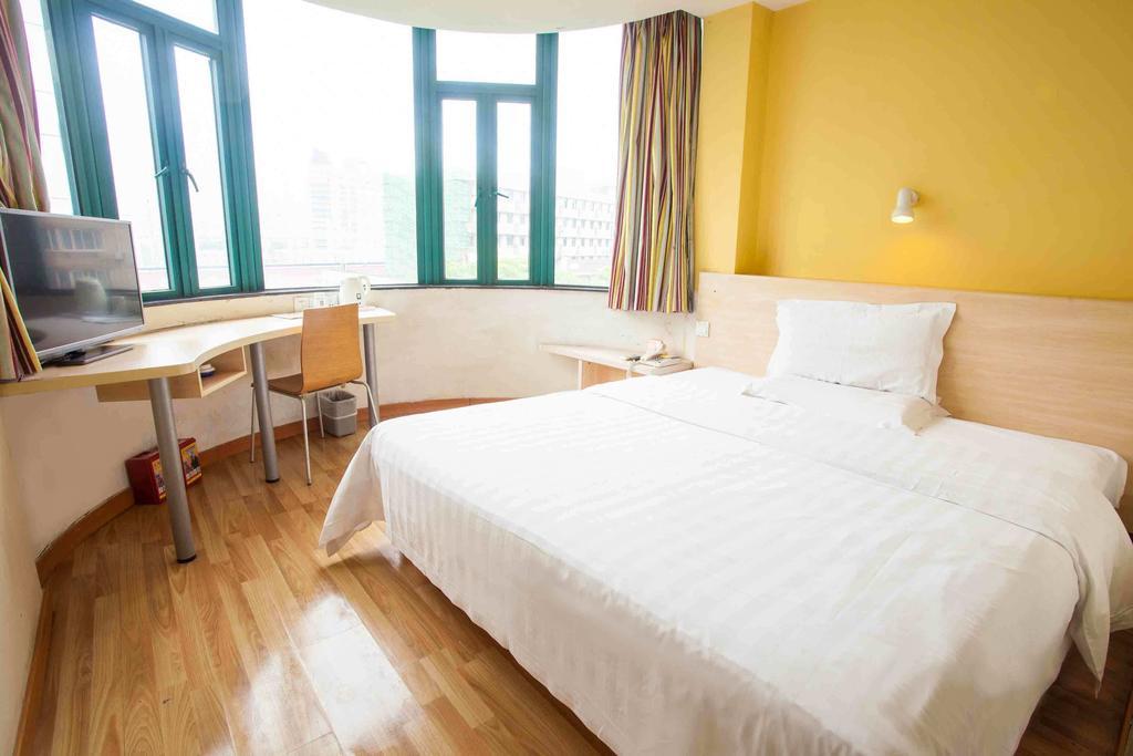 7Days Inn Fuzhou Mawei Стая снимка